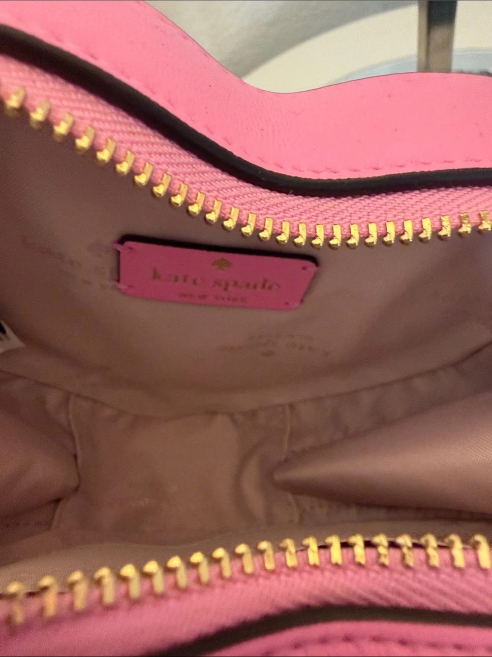 kate spade pink heart-shaped mini crossbody with gold chain NEW NO TAGS